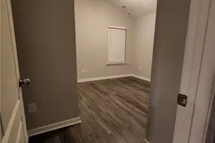 843 Lobdale Falls Dr, Lawrenceville, GA 30045 - Photo 15