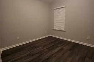 843 Lobdale Falls Dr, Lawrenceville, GA 30045 - Photo 17