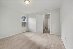 2332 McKenna Square Dr, Lithonia, GA 30058 - Photo 19