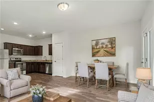 2332 McKenna Square Dr, Lithonia, GA 30058 - Photo 3