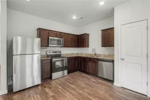 2332 McKenna Square Dr, Lithonia, GA 30058 - Photo 13