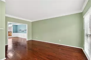 1514 Oglethorpe Dr, Suwanee, GA 30024 - Photo 5