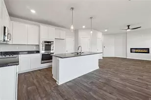 1575 Sungrown Wy, McDonough, GA 30253 - Photo 7