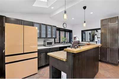 574 Orme Circle NE, Atlanta, GA 30306 - Photo 17