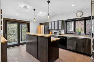 574 Orme Cir NE, Atlanta, GA 30306 - Photo 23