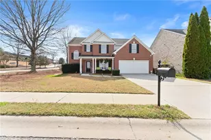 2761 Bald Cypress Dr, Braselton, GA 30517 - Photo 7