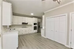 741 Maggie Ct, Kennesaw, GA 30144 - Photo 17