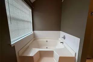 829 Kendall Park Dr, Winder, GA 30680 - Photo 17