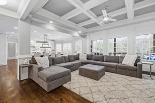 4899 Springfield Dr, Dunwoody, GA 30338 - Photo 13