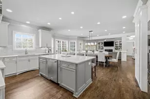 4899 Springfield Dr, Dunwoody, GA 30338 - Photo 7