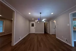 1055 Pinecrest Dr, Forest Park, GA 30297 - Photo 17