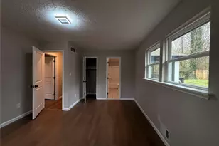 1055 Pinecrest Dr, Forest Park, GA 30297 - Photo 47