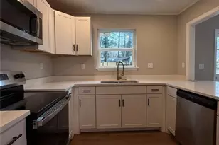 1055 Pinecrest Dr, Forest Park, GA 30297 - Photo 25