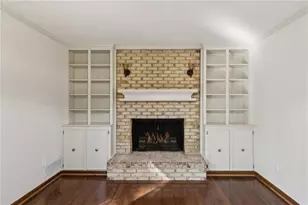 4894 Macbain Ln, Dunwoody, GA 30360 - Photo 17