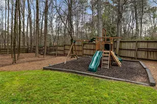 2415 Roxburgh Dr, Roswell, GA 30076 - Photo 51