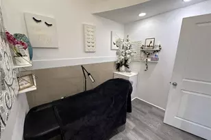 5600 Roswell Rd, Atlanta, GA 30342 - Photo 1