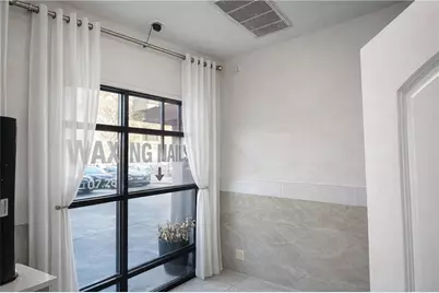 5600 Roswell Road #B150, Atlanta, GA 30342 - Photo 3