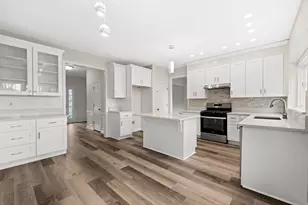 3895 Lake Lanier Dr, Duluth, GA 30097 - Photo 15