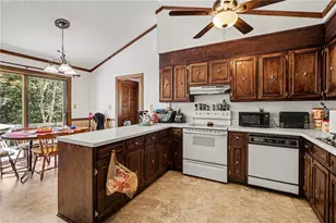 4 Pine Knoll St, Newnan, GA 30263 - Photo 11