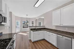 4810 Hopewell Manor Dr, Cumming, GA 30028 - Photo 5