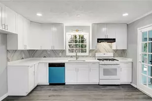 368 Nottingham Way SW, Marietta, GA 30064 - Photo 7