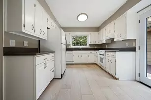 300 Cruise Ct, Roswell, GA 30076 - Photo 13