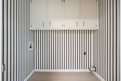 300 Cruise Court, Roswell, GA 30076 - Photo 33