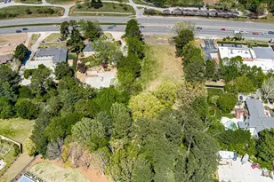 1400 Woodstock Rd, Roswell, GA 30075 - Photo 5