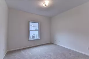 979 Parkside Wood Ct, Lawrenceville, GA 30043 - Photo 35