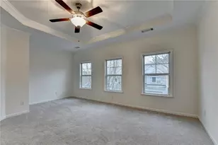 979 Parkside Wood Ct, Lawrenceville, GA 30043 - Photo 9