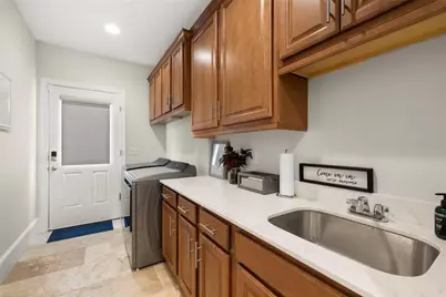 9310 Nesbit Lakes Drive, Alpharetta, GA 30022 - Photo 29