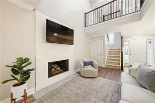 1210 Brookhaven Woods Ct NE, Atlanta, GA 30319 - Photo 9