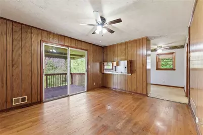 2567 Creston Way, Morrow, GA 30260 - Photo 9