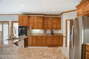 2175 River Cliff Dr, Roswell, GA 30076 - Photo 17