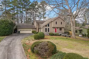 3892 Johnson Ferry Dr, Marietta, GA 30062 - Photo 3