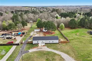 698 Smith Cemetery Rd, Winder, GA 30680 - Photo 37