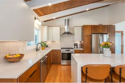 1304 Bernadette Lane NE, Atlanta, GA 30329 - Photo 9