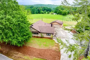 2630 Prospect Rd, Toccoa, GA 30577 - Photo 1