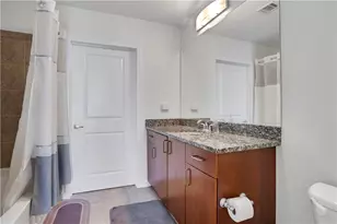 250 Pharr Rd NE, Atlanta, GA 30305 - Photo 17
