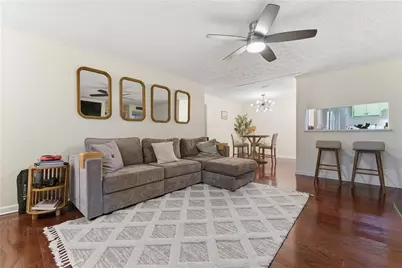 318 Smokerise Circle SE #318, Marietta, GA 30067 - Photo 3