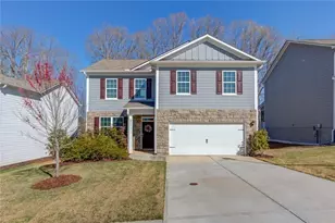 577 Starbuck Parkway, Pendergrass, GA 30567 - Photo 1