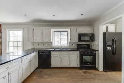 1245 S Shadygrove Court, Stone Mountain, GA 30083 - Photo 11