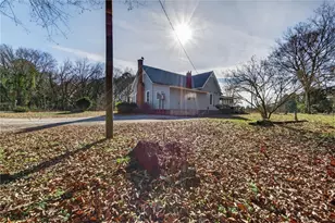 655 Lewis Roberts Rd, Jefferson, GA 30549 - Photo 21