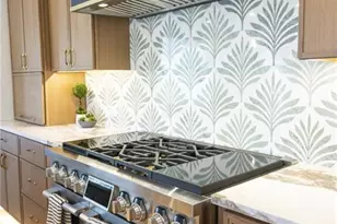 8485 Lynn Dr, Gainesville, GA 30506 - Photo 9