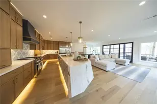 8485 Lynn Dr, Gainesville, GA 30506 - Photo 3