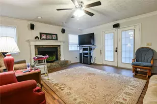 1092 Chandler Haulk Rd, Loganville, GA 30052 - Photo 9