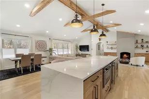 725 Starlight Ln, Atlanta, GA 30342 - Photo 15