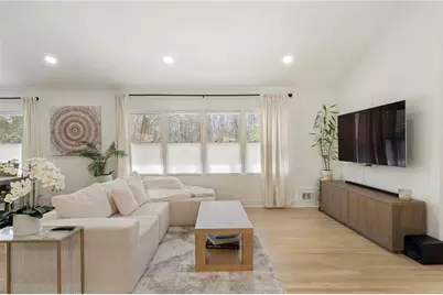 725 Starlight Lane, Atlanta, GA 30342 - Photo 3