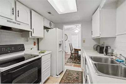 697 Garden Walk Drive, Stone Mountain, GA 30083 - Photo 9