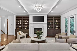 15 Lake Forrest Ln NE, Atlanta, GA 30342 - Photo 9